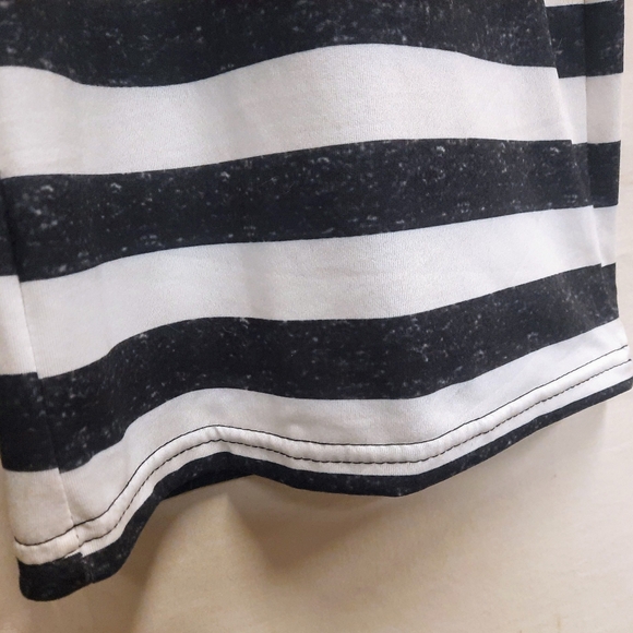 Pants - Picture 4 of 6